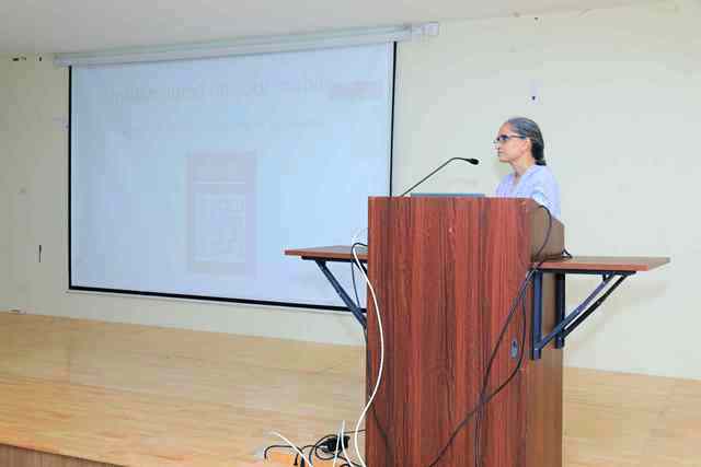 Insulin Pumps and Type 1 Diabetes in Adolescents & Adults by Dr. H.S. Asha Insulin Pumps and Type 1 Diabetes in Adolescents & Adults by Dr. H.S. Asha - CME on Diabetes, Technology & Updates - endocrinology cmc vellore