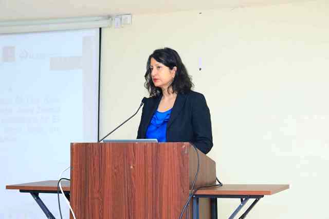 Prof. Elif Ekinci presenting a talk on Diabetes Kidney Disease- An Update Prof. Elif Ekinci presenting a talk on Diabetes Kidney Disease- An Update - CME on Diabetes, Technology & Updates - endocrinology cmc vellore